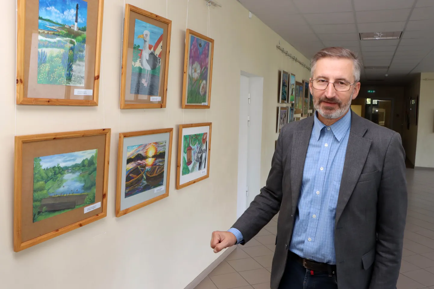 Аарне Ханни доволен: разные техники, ракурсы и видение авторов, но видно, что дети искренне любят город, в котором живут.