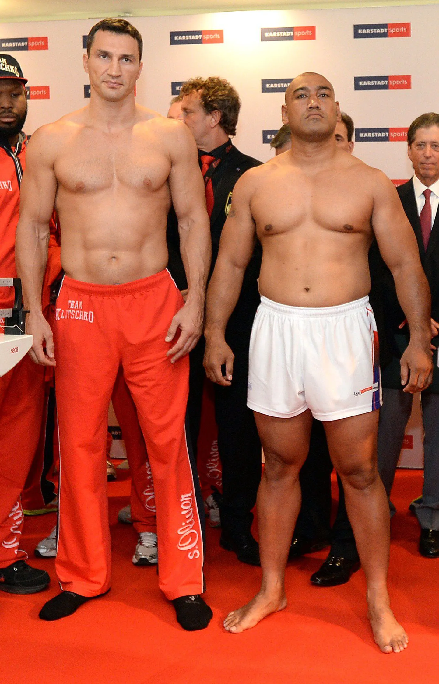 Vladimir Klitschko (vasakul) ja Alex Leapai
