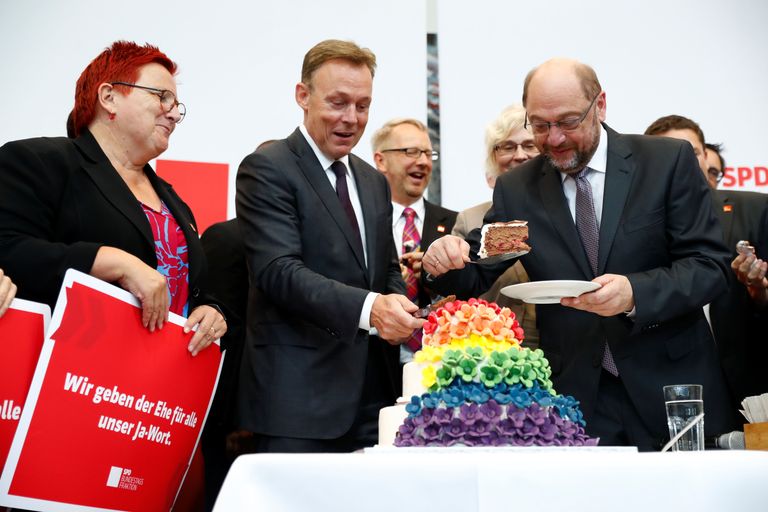 Artikli autorid Thomas Oppermann (keskel) ja Martin Schulz (paremal). Foto: Fabrizio Bensch / REUTERS / SCANPIX