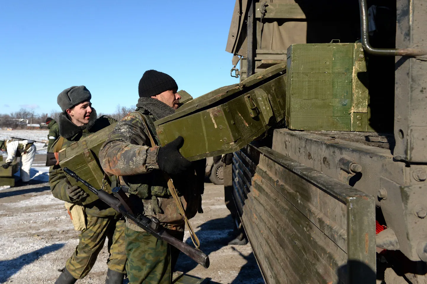 Ida-Ukraina separatistid laskemoonaga