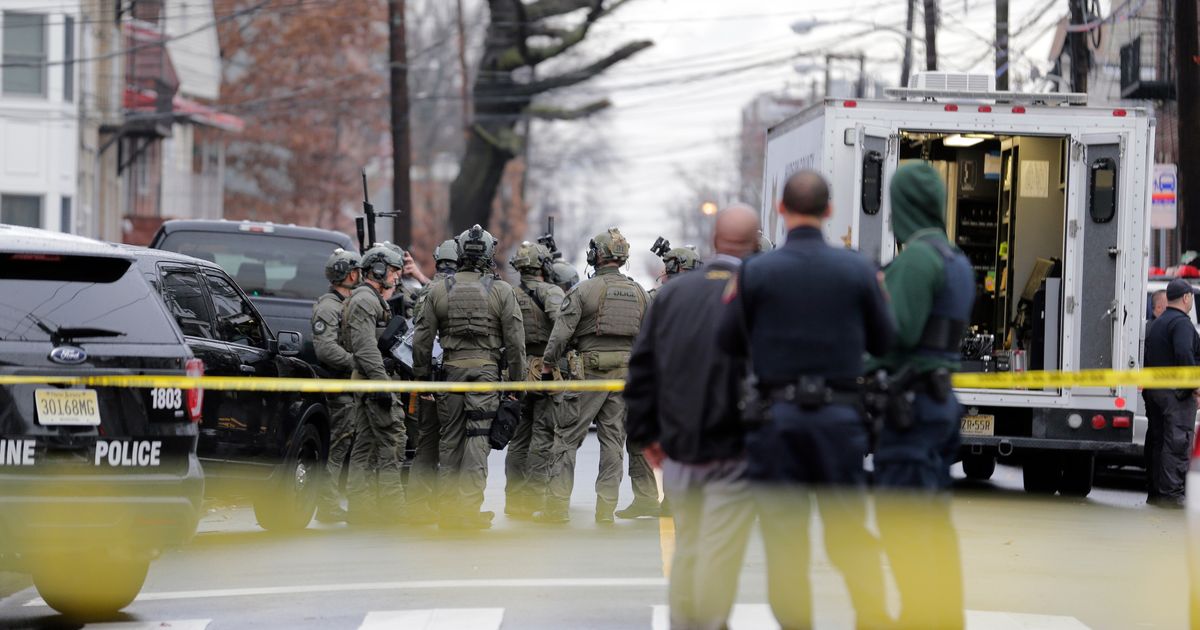 New Yorgi lähedal puhkenud ägedas tulevahetuses hukkus mitu inimest