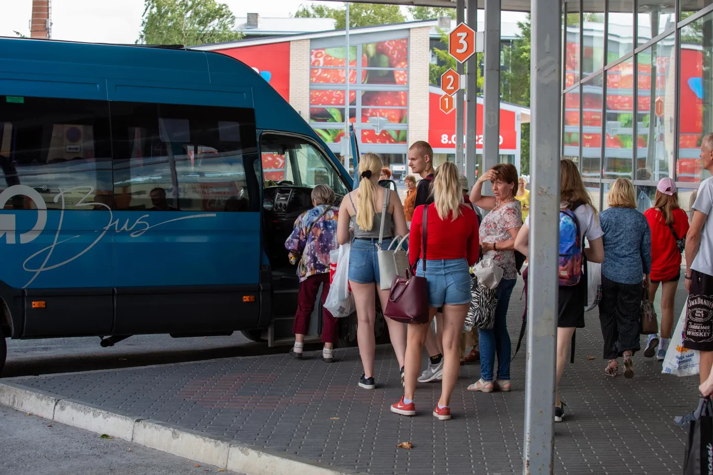 Rakvere bussijaam.