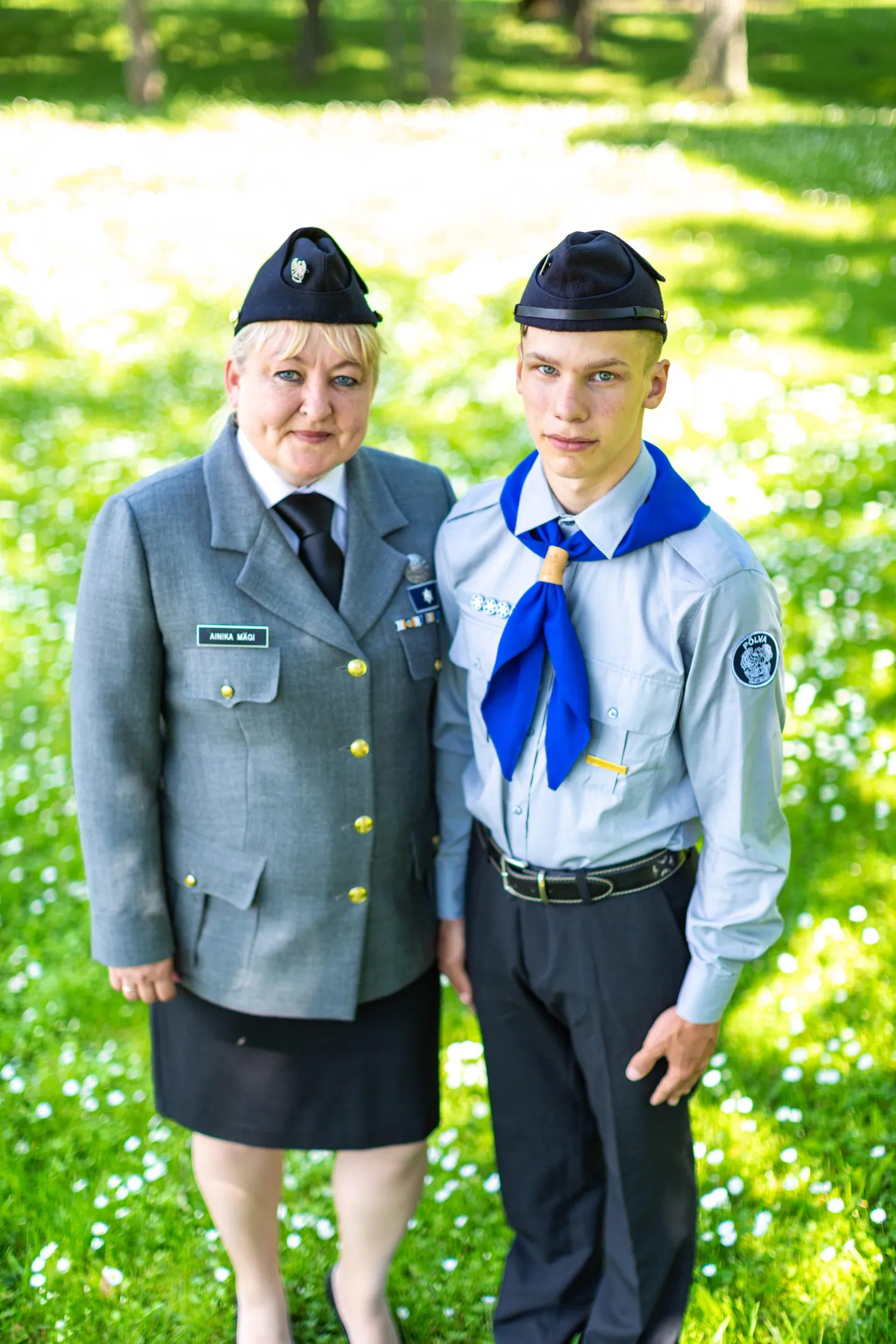 Põlvamaa tuletoojad on tänavu Laheda rühma pealik Ainika Mägi ja Leevi rühma noorkotkas Karl-Kristjan Ilus.