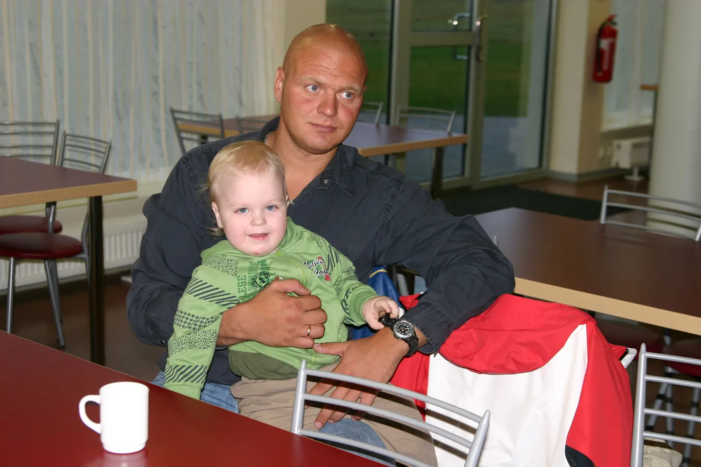 Toomas Roots koos oma poja Tom-Erikuga.