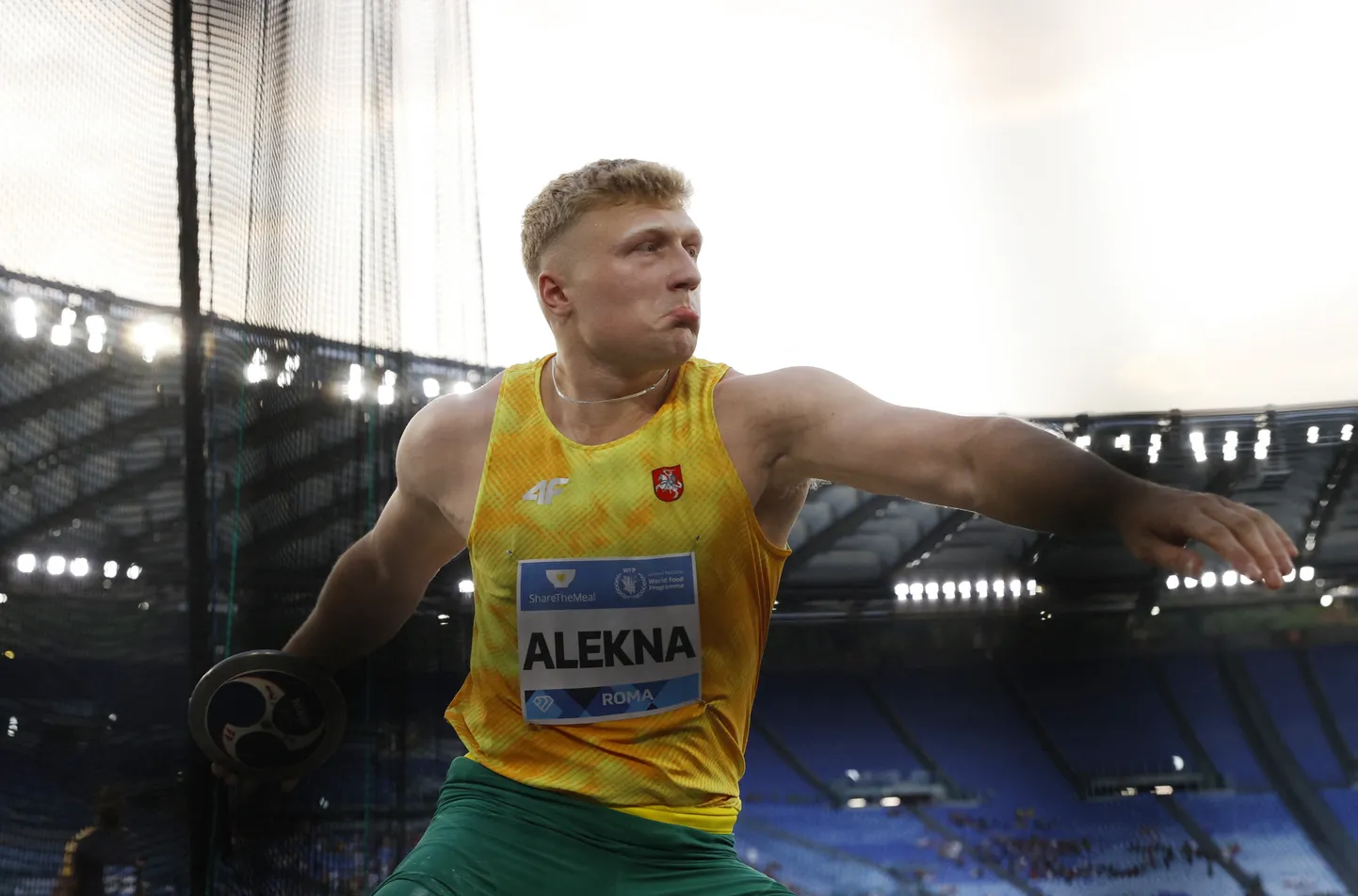 Mikols Alekna.