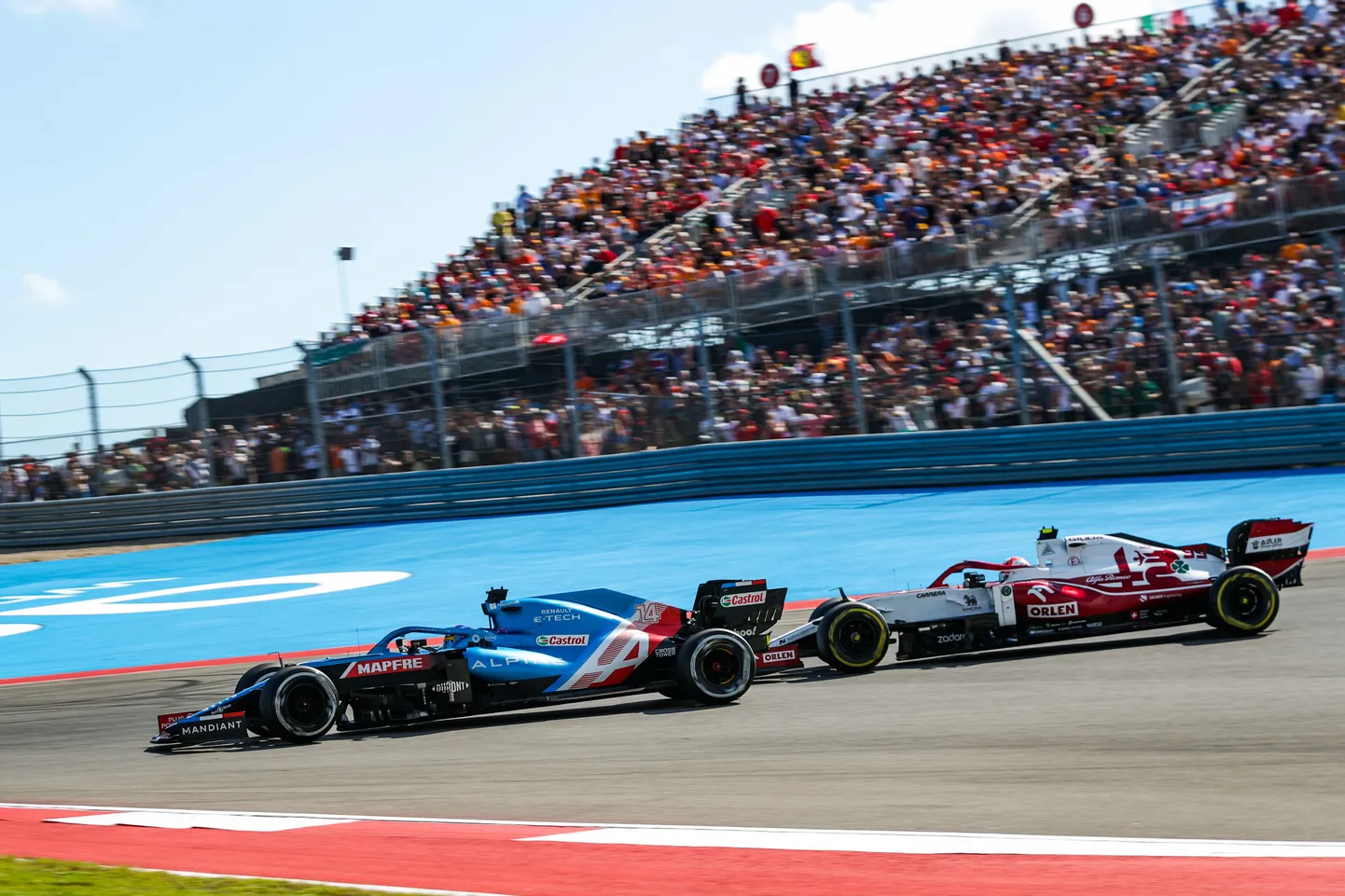 F1-sarja publikurekord kuulub tänavusest Austini ringrajal sõidetud USA GP-le. Kogu võistlusnädalavahetust käis vaatamas tervelt 400 000 inimest.