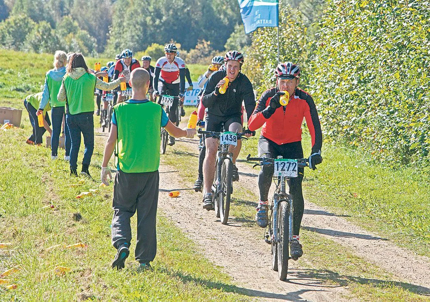 Et mitte end pildituks sõita, peaks pidevalt vedelikku tarbima ja mitte pelgama sellele kuluvaid lisasekundeid.