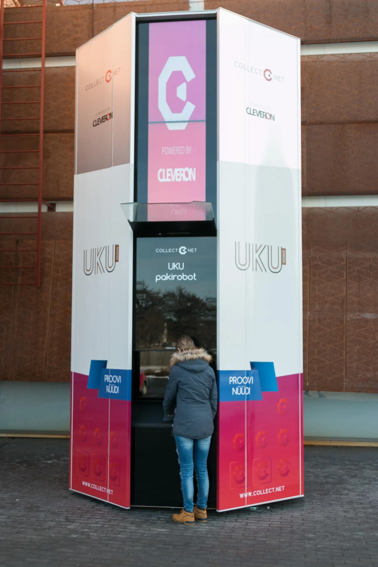 Cleveron 401 pakiautomaate, millest üks asub ka Viljandis, saab Eestis kasutada veel viimaseid nädalaid.
