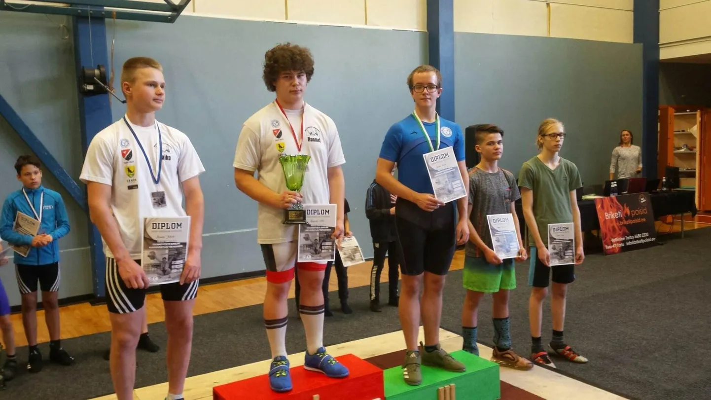U15 paremik: Roomet Väli võitja ja Maiko Jalast teine koht.