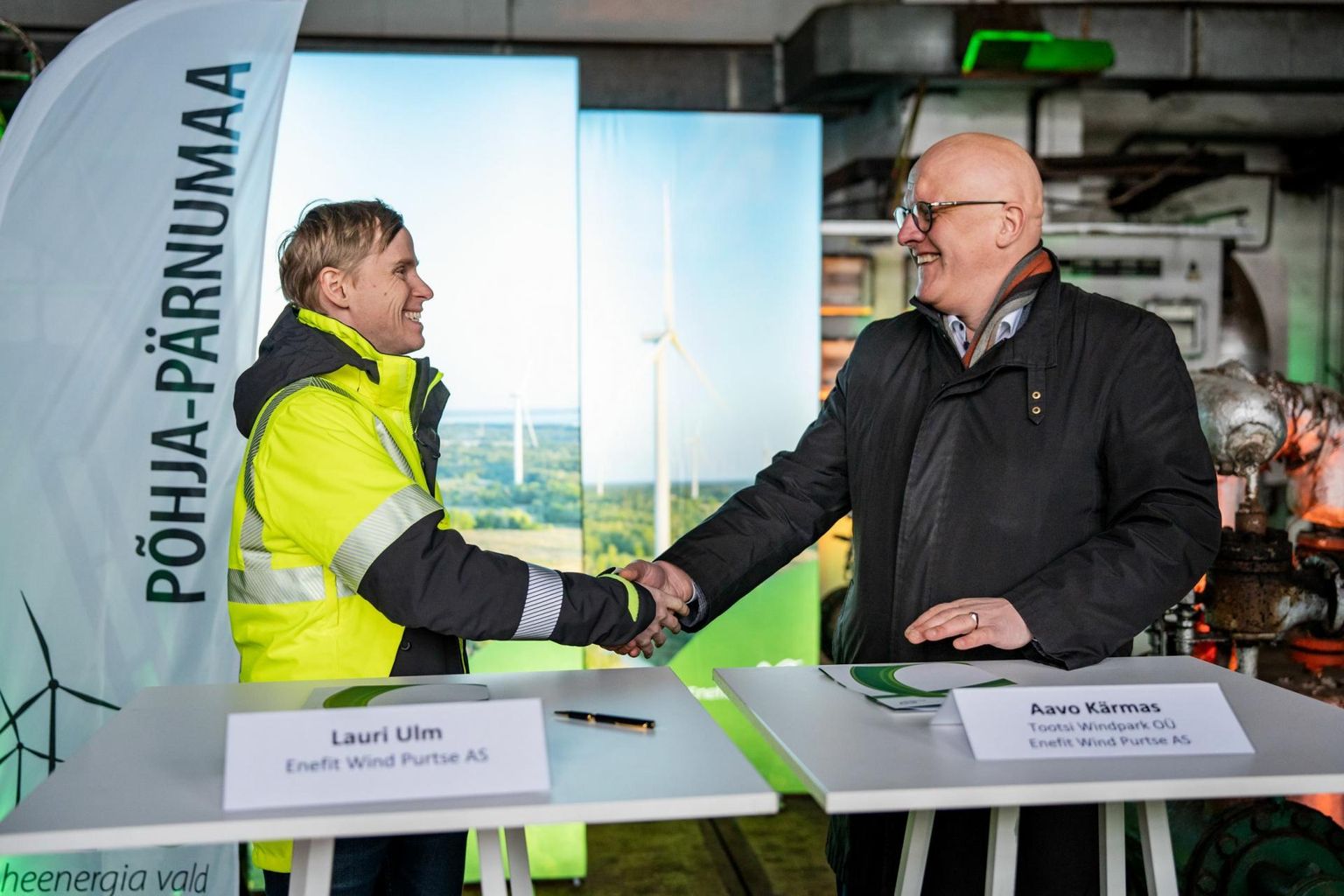 Enefit Green sõlmis lepped nii tuulikute tootja kui Põhja-Pärnumaa vallavalitsusega Tootsi briketitehase turbiiniruumis, kus aastaid toodeti voolu.