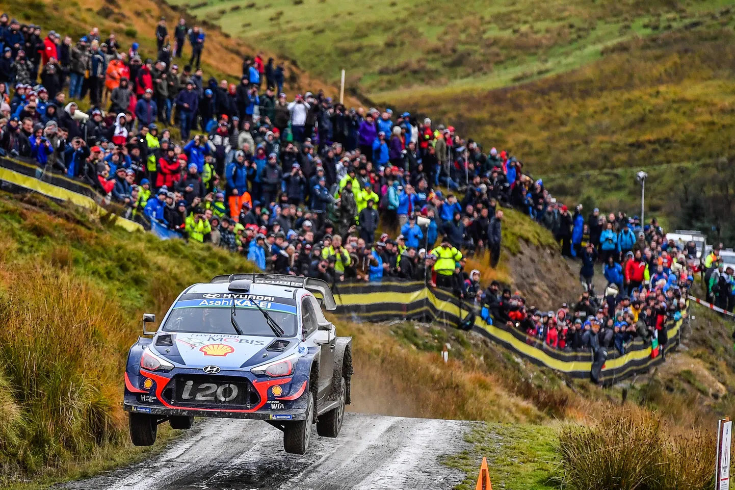 Walesi MM-rallit külastasid tuhanded fännid