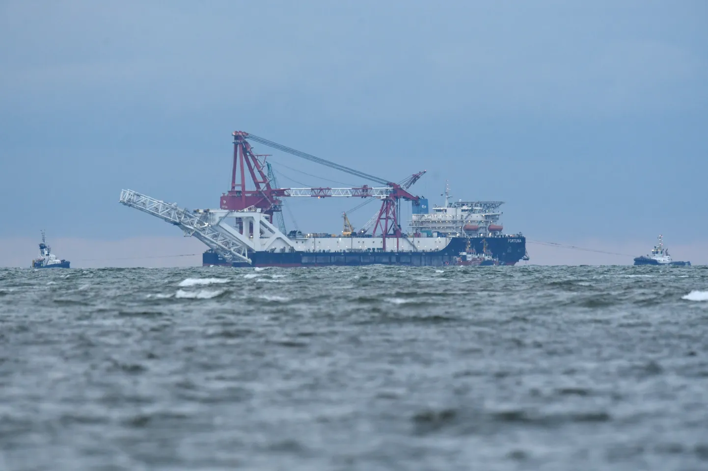 Vene torupaigalduslaev Fortuna gaasijuhtme Nord Stream 2 ehitamisel.