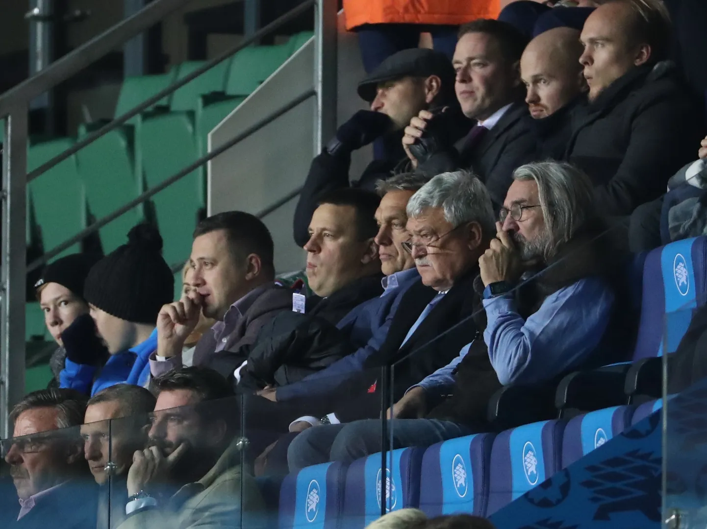 Viktor Orban on võtnud sisse koha Eesti peaministri Jüri Ratase kõrval