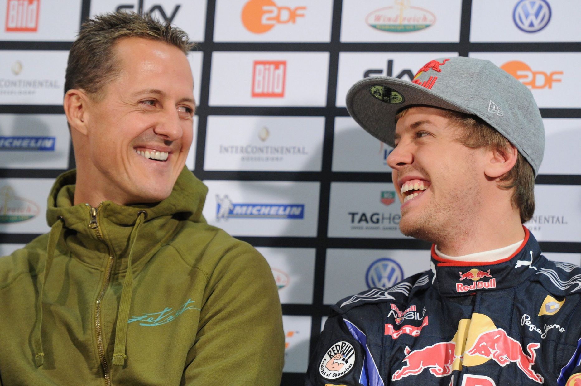 Sebastian Vettel (paremal) koos oma iidolist kaasmaalase Michael Schumacheriga