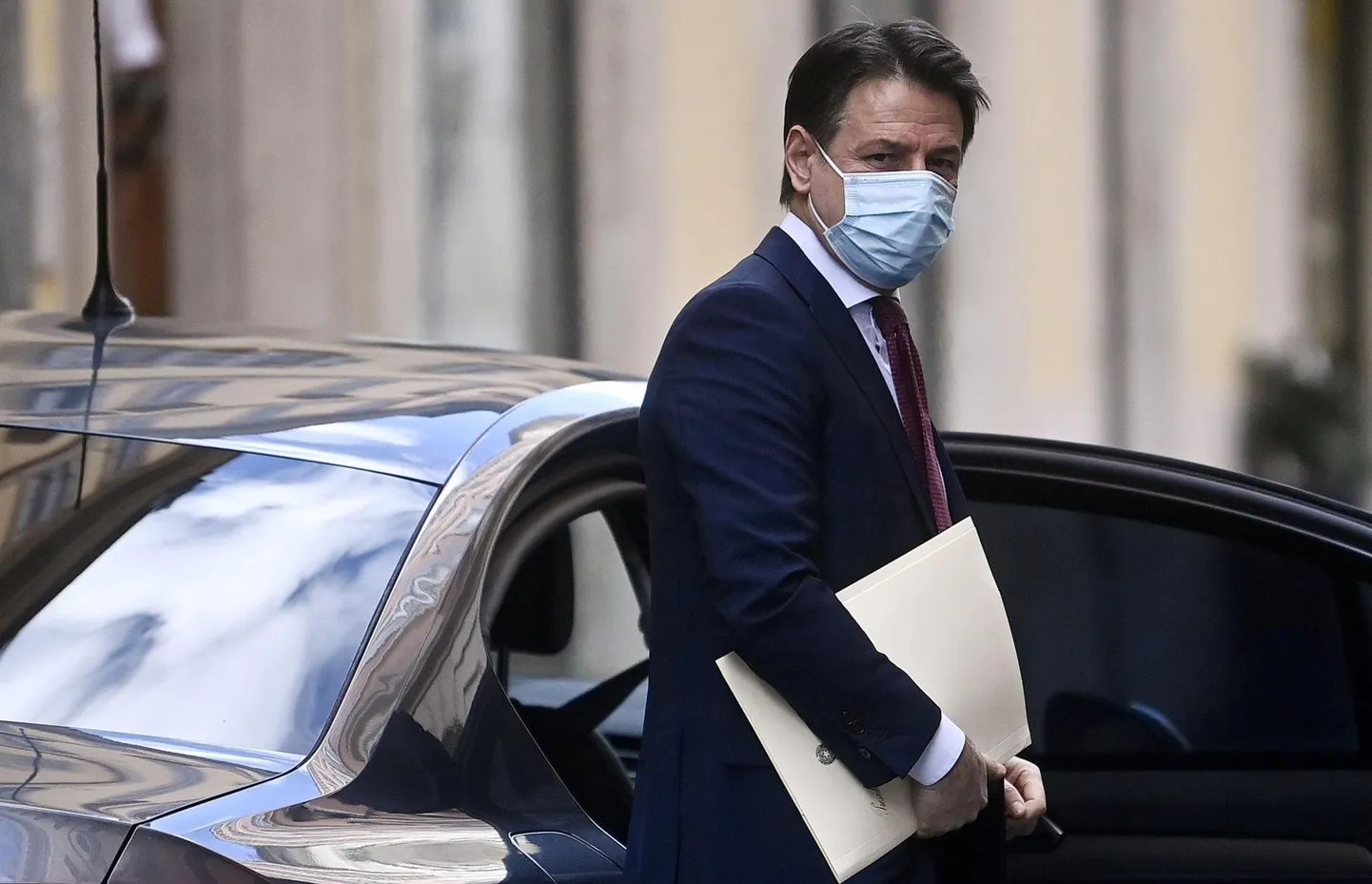 Eile käis Itaalia senine peaminister Giuseppe Conte kohtumas president Sergio Mattarellaga, et arutada võimalusi moodustada tema juhtimisel juba kolmas valitsus alates 2018. aasta suvest.