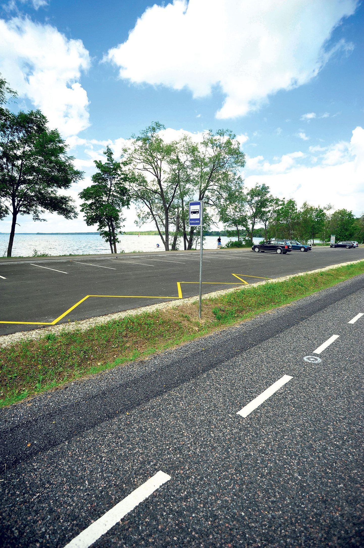 Uus autoparkla Kukulinnas valmis vana maantee kohale. Tartu vallal on plaan hakata randa edasi arendama.