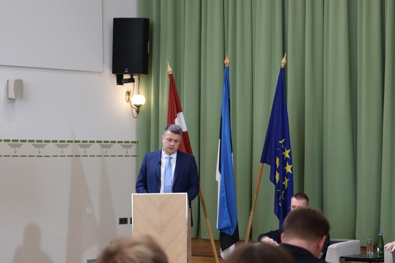 Kõnepuldis on Eesti välisminister Urmas Reinsalu.