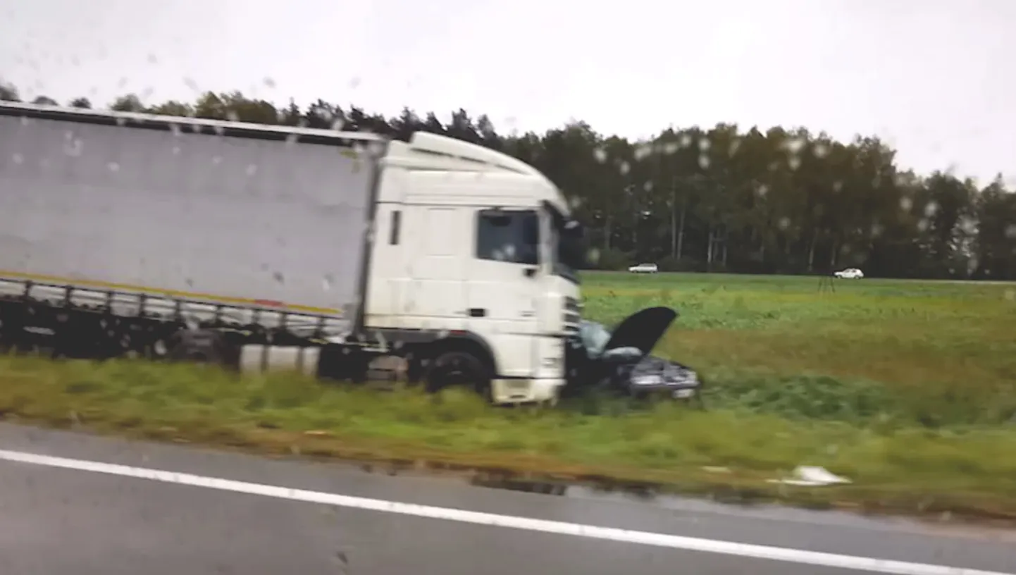 скриншот из видео