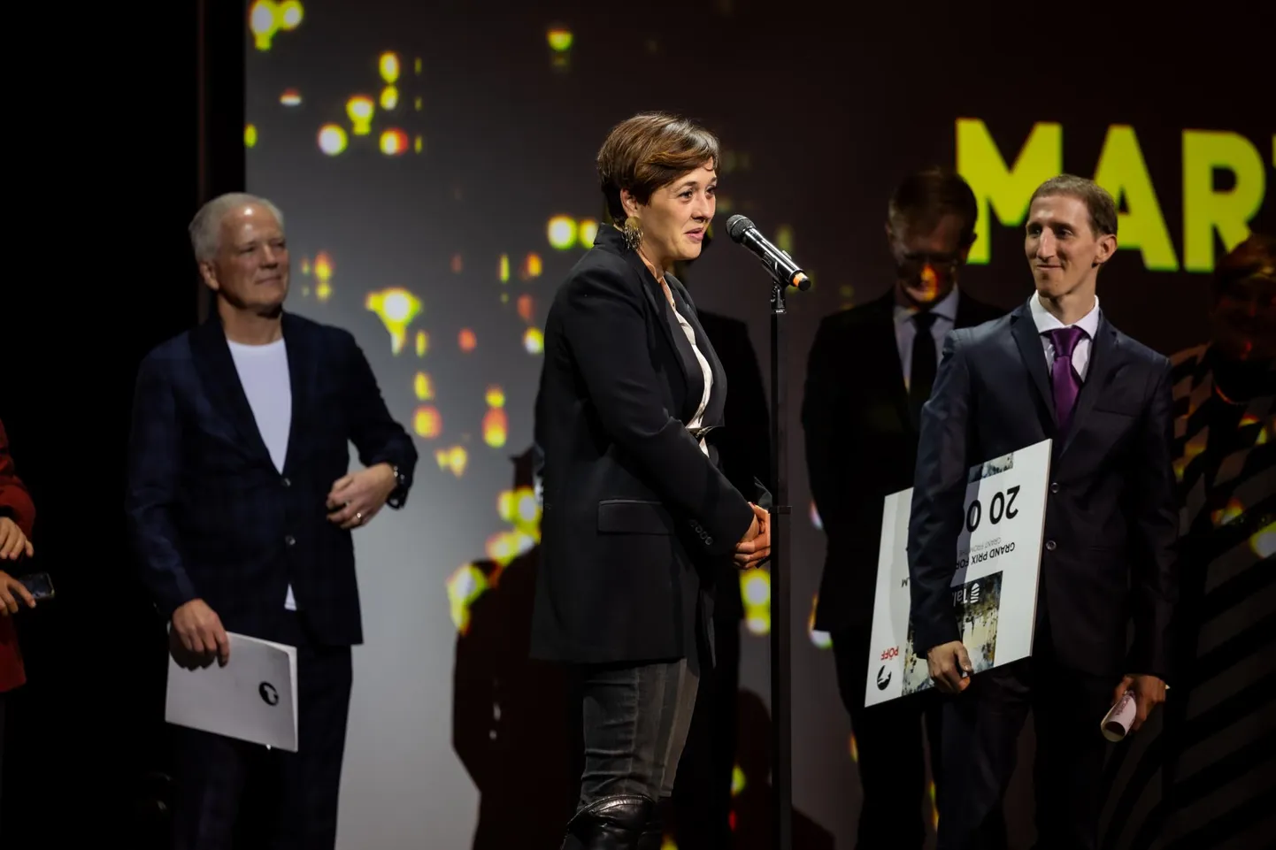 PÖFFi grand prix’ pälvis Itaalia draama «Lunastus». Lõputseremoonial võttis sõna produtsent Marica Stocchi.