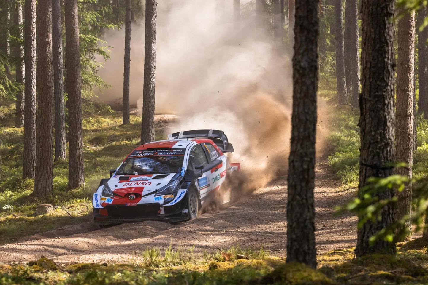 Franču rallija braucējs Sebastjans Ožjē