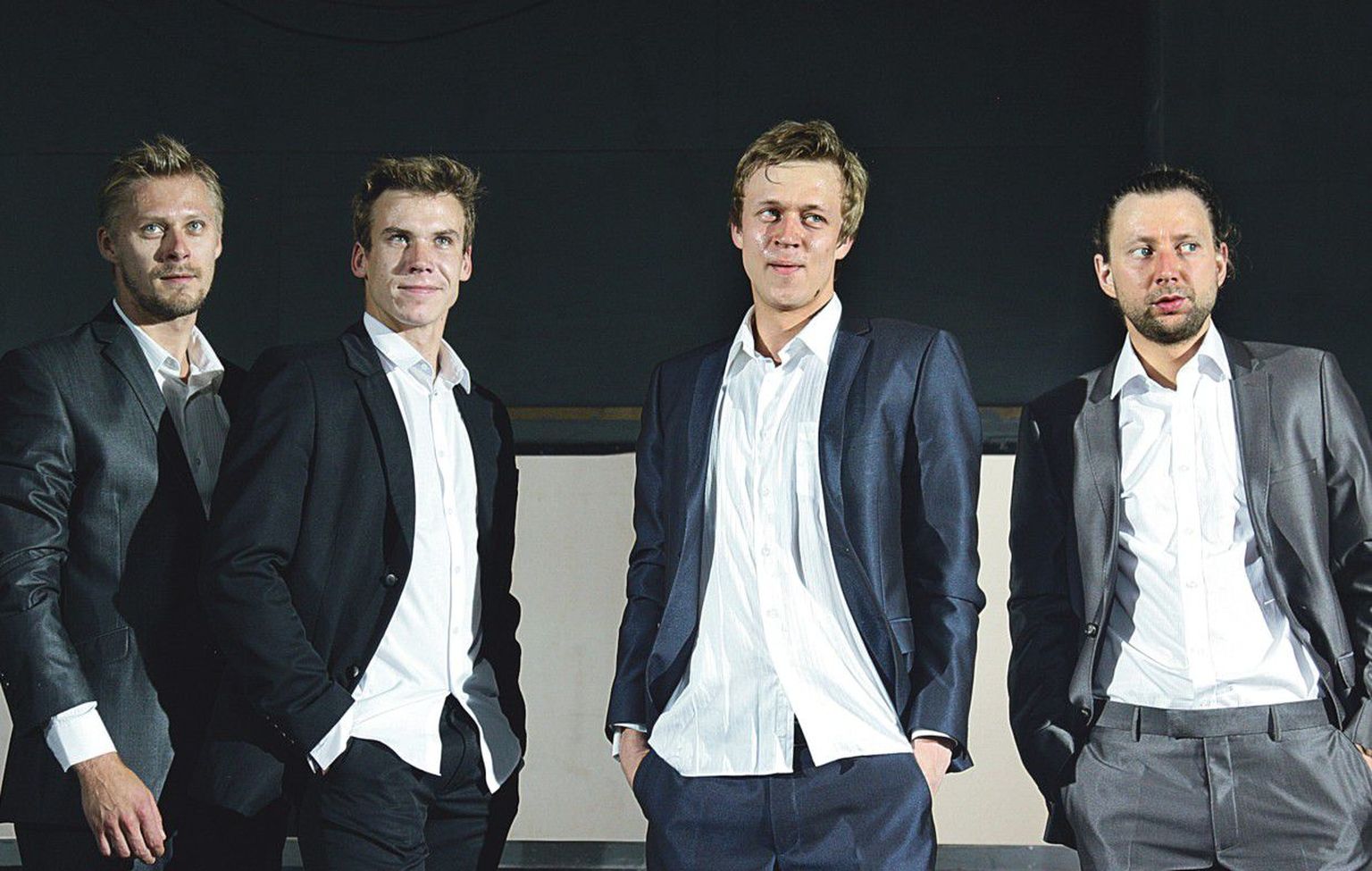 Eurooplased: Tambet Tuisk (vasakult), Rasmus Kaljujärv, Sergo Vares ja Jaak Prints aktsioonis.