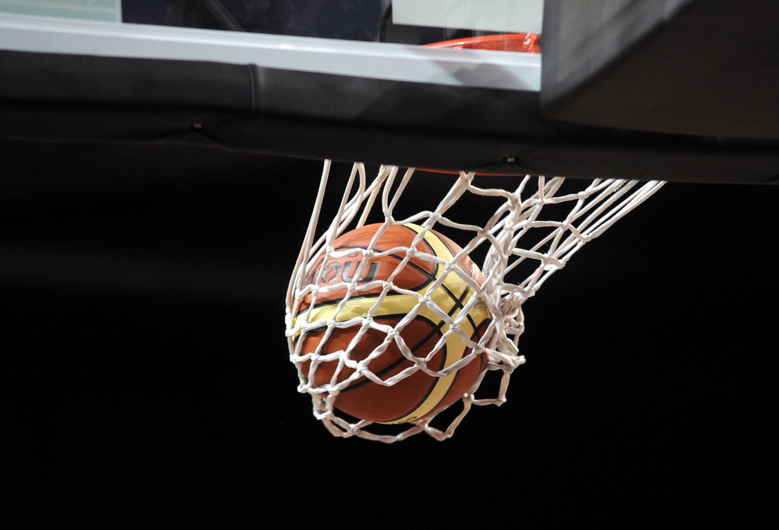 Basketbola bumba. Ilustratīvs attēls.
