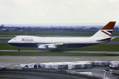 Purilennukina lauelnud Boeing 747.