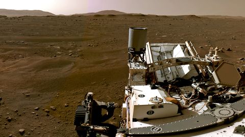 NASA kulgur viis Marsile tagasi punaselt planeedilt pärinenud meteoriidi