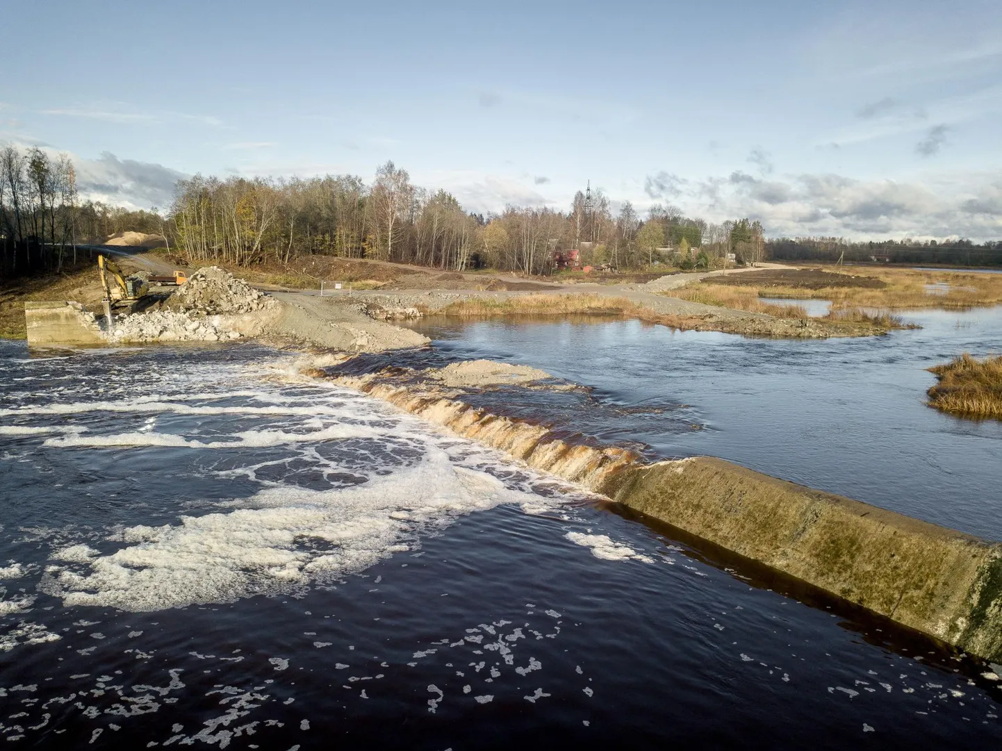Jõgi. Pilt on illustreeriv.