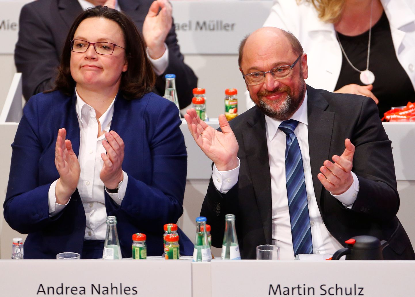 Saksamaa sotsiaaldemokraadid otsustasid Bonnis toimunud hääletusel alustada formaalseid koalitsioonikõnelusi Angela Merkeli juhitavate kristlike demokraatidega.
