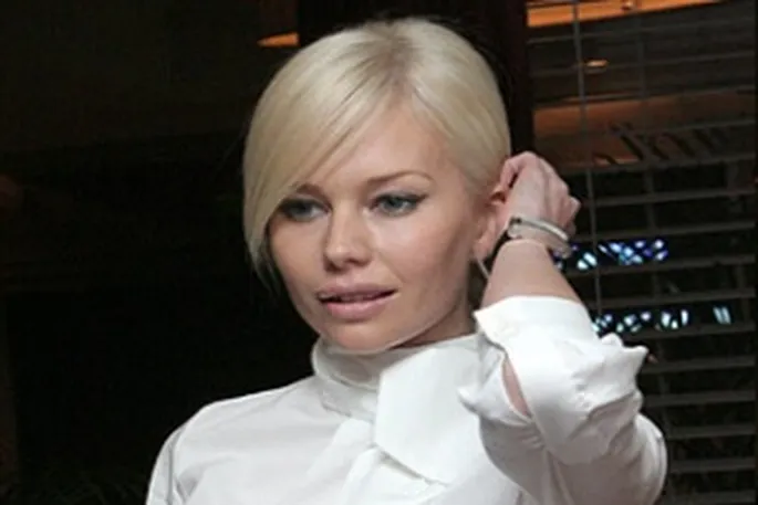 Жыныстық қатынас пен ойынды дамытудан eroge ләззат алыңыз