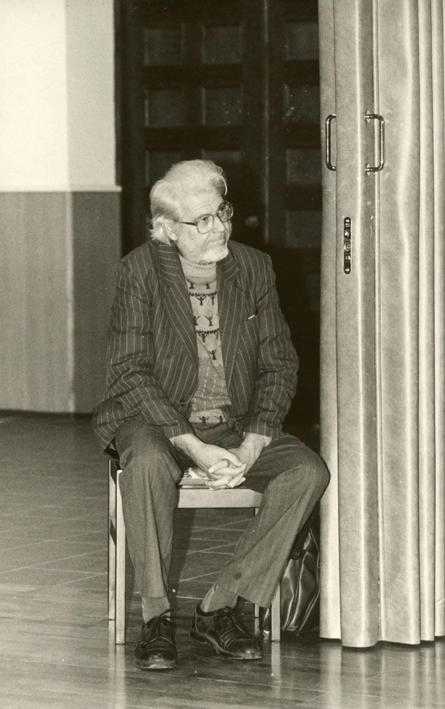 1996, Madis Kõiv seminaril «Traditsioon ja pluralism».