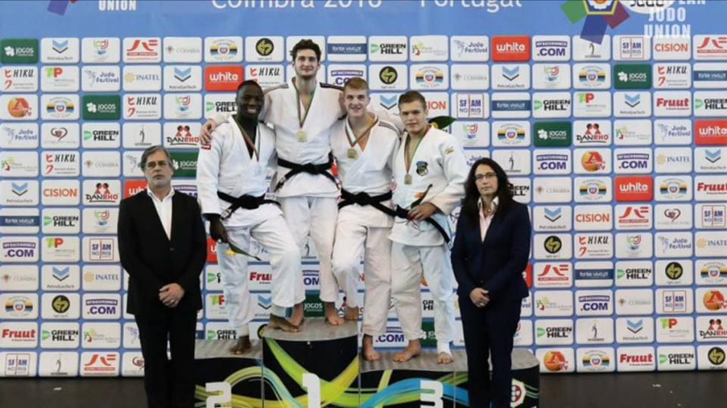 Judoka Mattias Kuusik (paremalt teine) saavutas Portugalis juunioride maailma karikaetapil kolmanda koha.