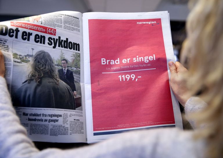 Lennufirma Norwegian Norras ilmunud reklaam, mis müüb üheotsapileteid Los Angelesi, hüüdlausega "Brad on vallaline".