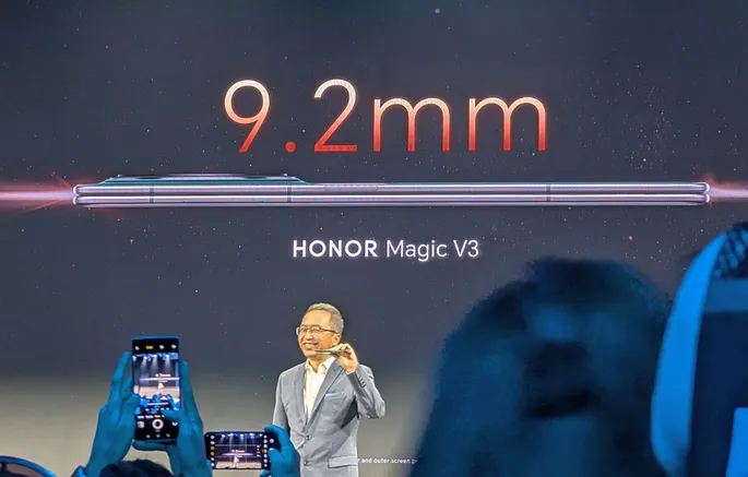 Yigit trusigini tushirdi