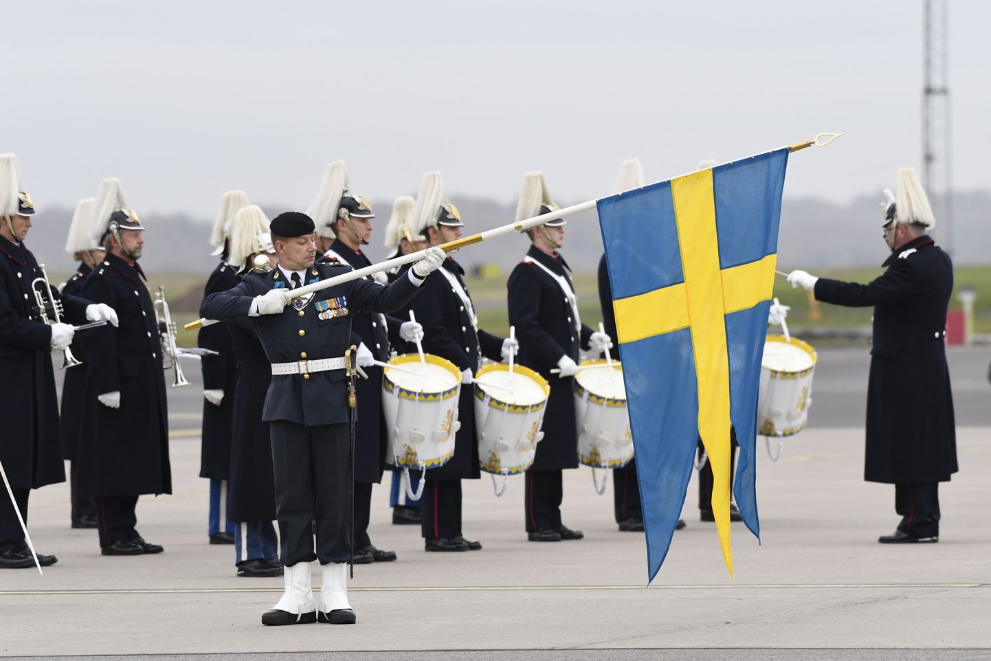 Rootsi sõjaväelased valveseisangus.