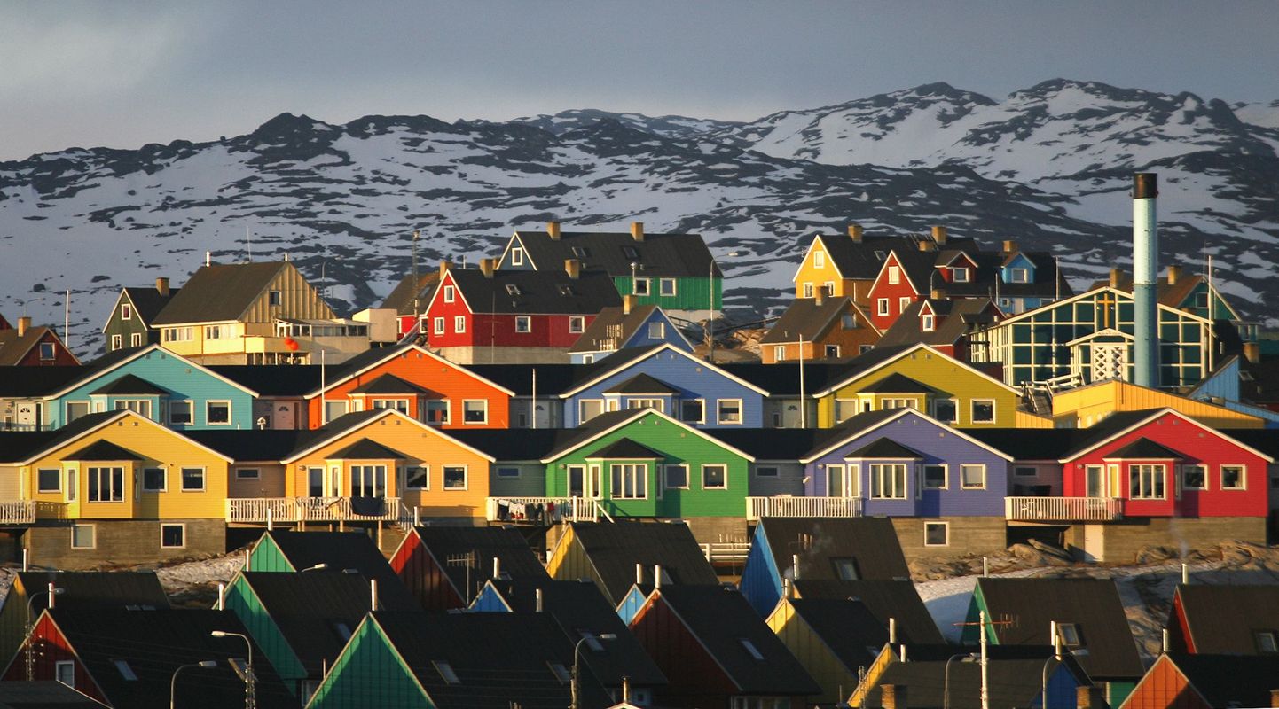 Gröönimaal on noorte naiste enesetapukatsete arv väga kõrge. Fotol Ilulissati linn Lääne-Gröönimaal