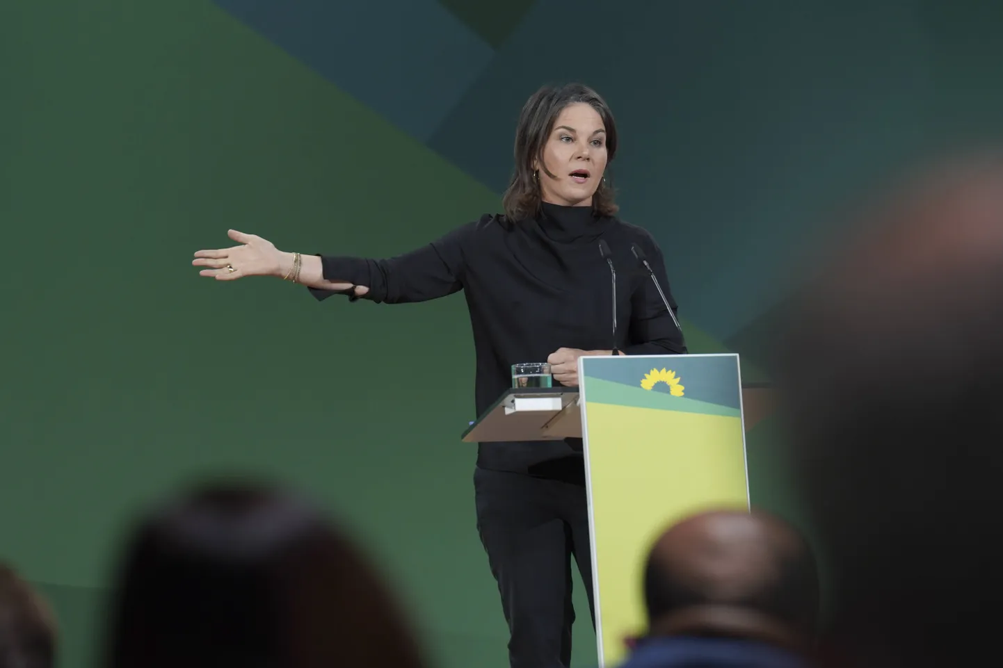 Saksamaa välisminister Annalena Baerbock roheliste kongressil.