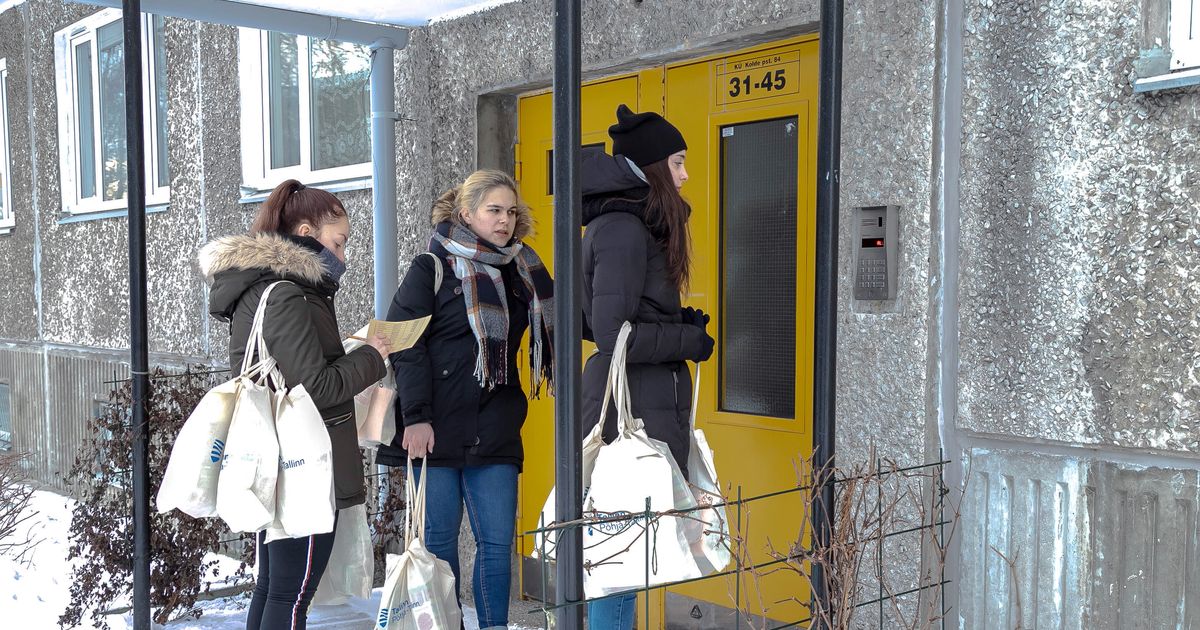 Mustamäe üksi elavad eakad saavad kingitused