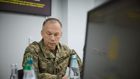 Okupanti septembrī zaudējuši teju 29 000 karavīru, paziņo Sirskis