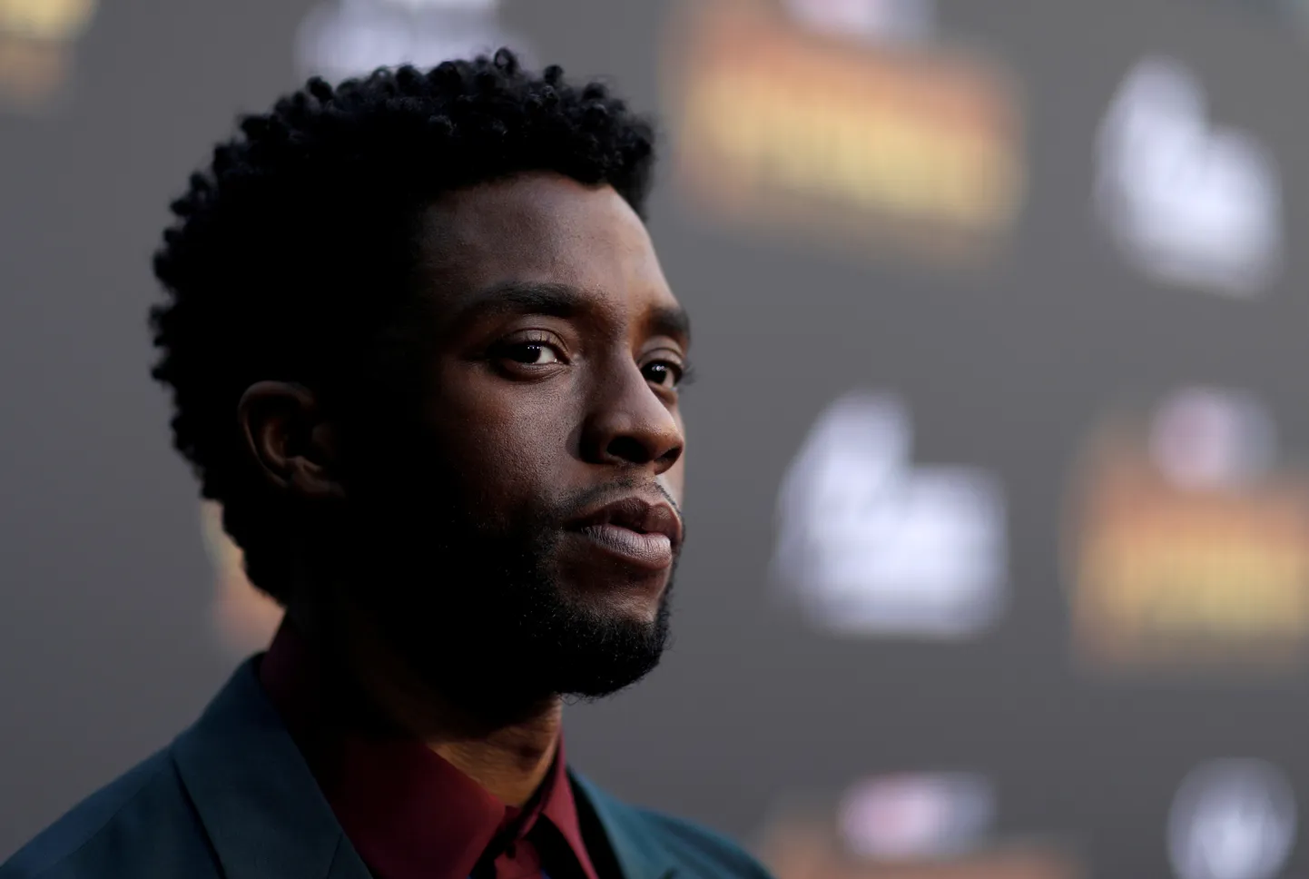 Suri filminäitleja Chadwick Boseman.