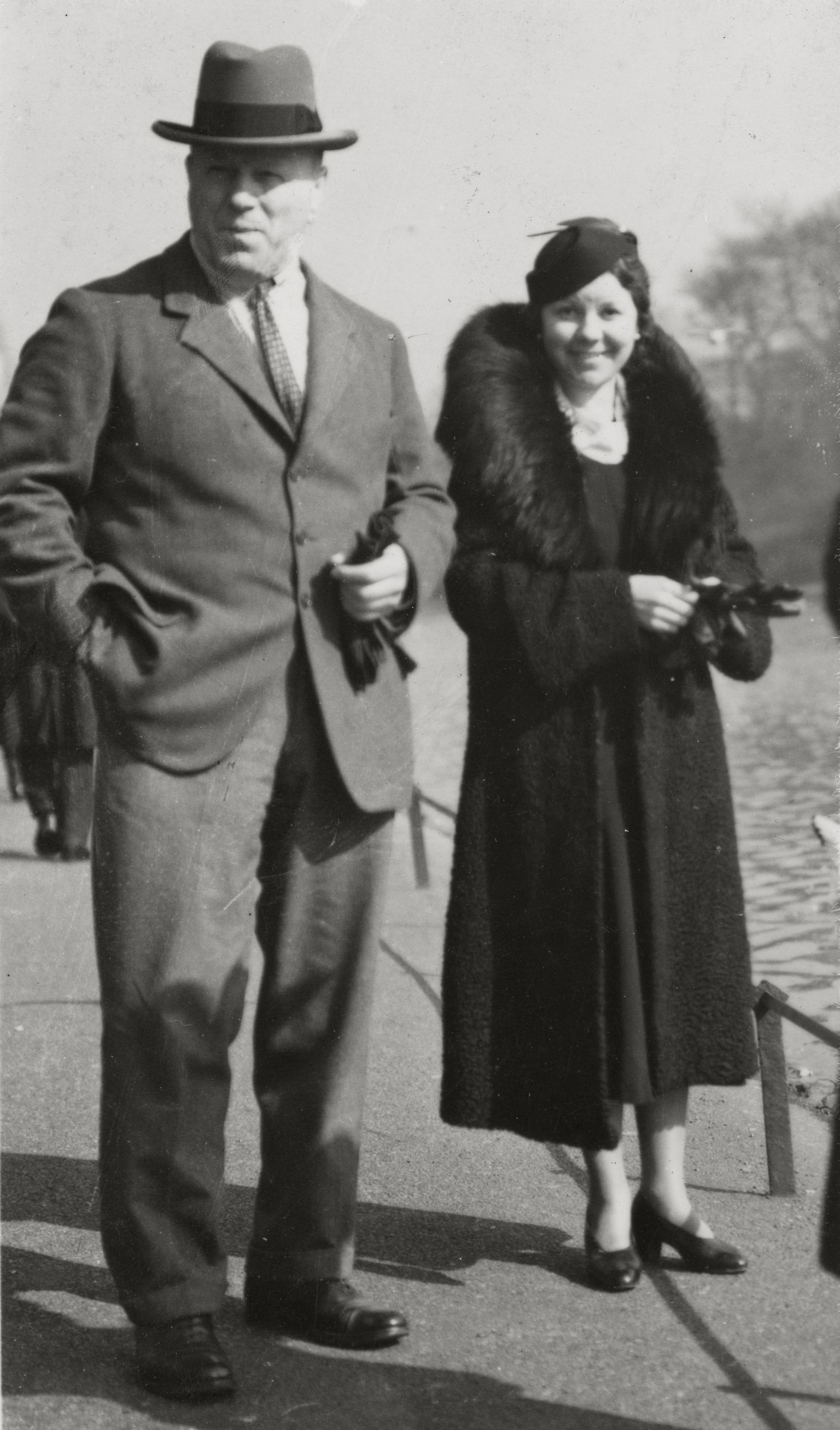 Georg Hackenschmidt koos abikaasa Racheliga Tartut külastamas (tõenäoliselt aastal 1926).