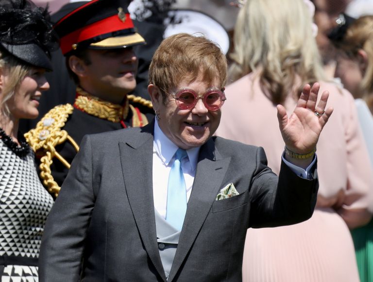 Sir Elton John prints Harry ja Meghan Markle'i pulmas. 