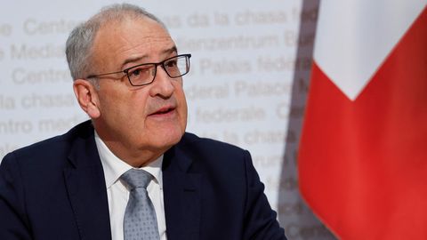 Šveitsi president astub valitsusest tagasi