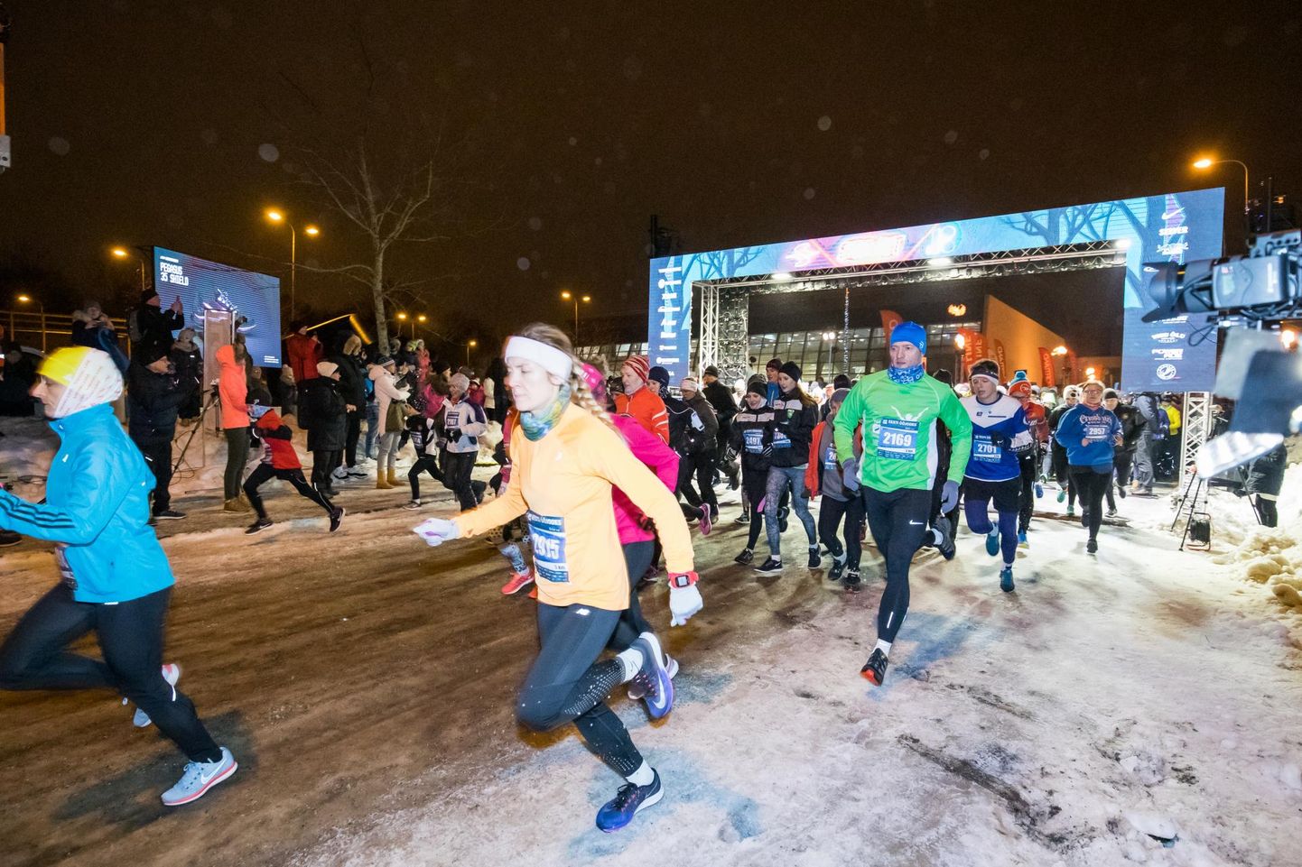 Rakveresse kogunenud 3129 talvisele ööjooksjale meeldis Eesti sajandale sünnipäevale pühendatud võistlus sedavõrd, et esialgu ühekordse projektina mõeldud jooksuüritust korratakse tuleval detsembril.