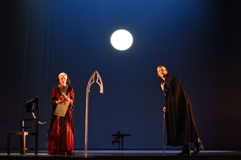 Eino Tambergi «Cyrano de Bergerac» Estonia ja EMTA ooperistuudio esituses. Anu-Mari Uuspõld (Roxane) ja Raiko Raalik (Cyrano).