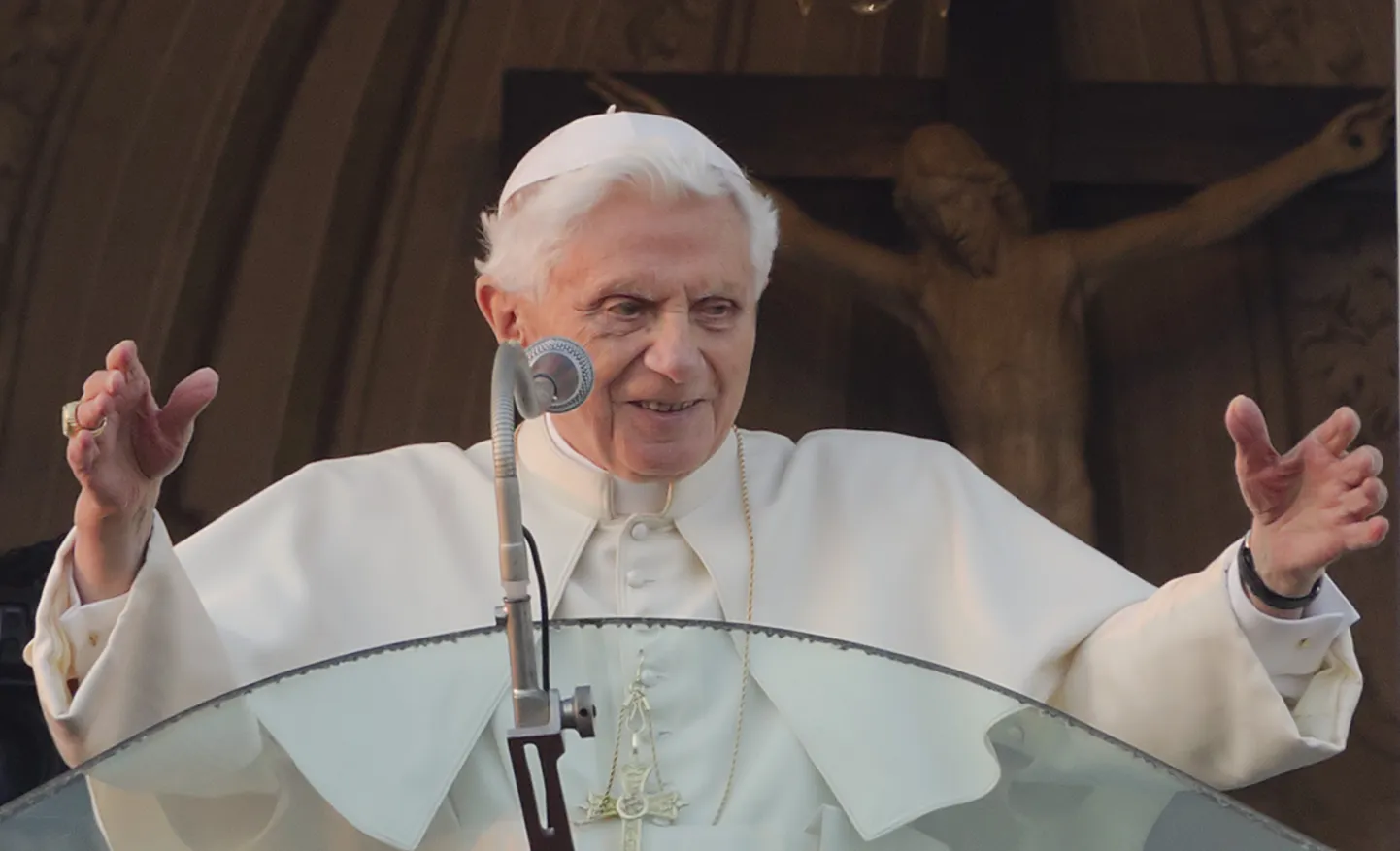 Paavst Benedictus XVI