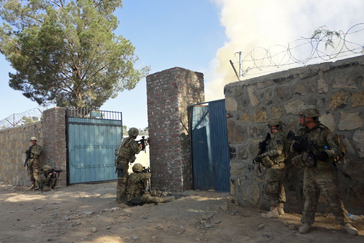USA sõjaväelased täna Khosti provintsis varitsemas kohalikku politsei peakorterit.