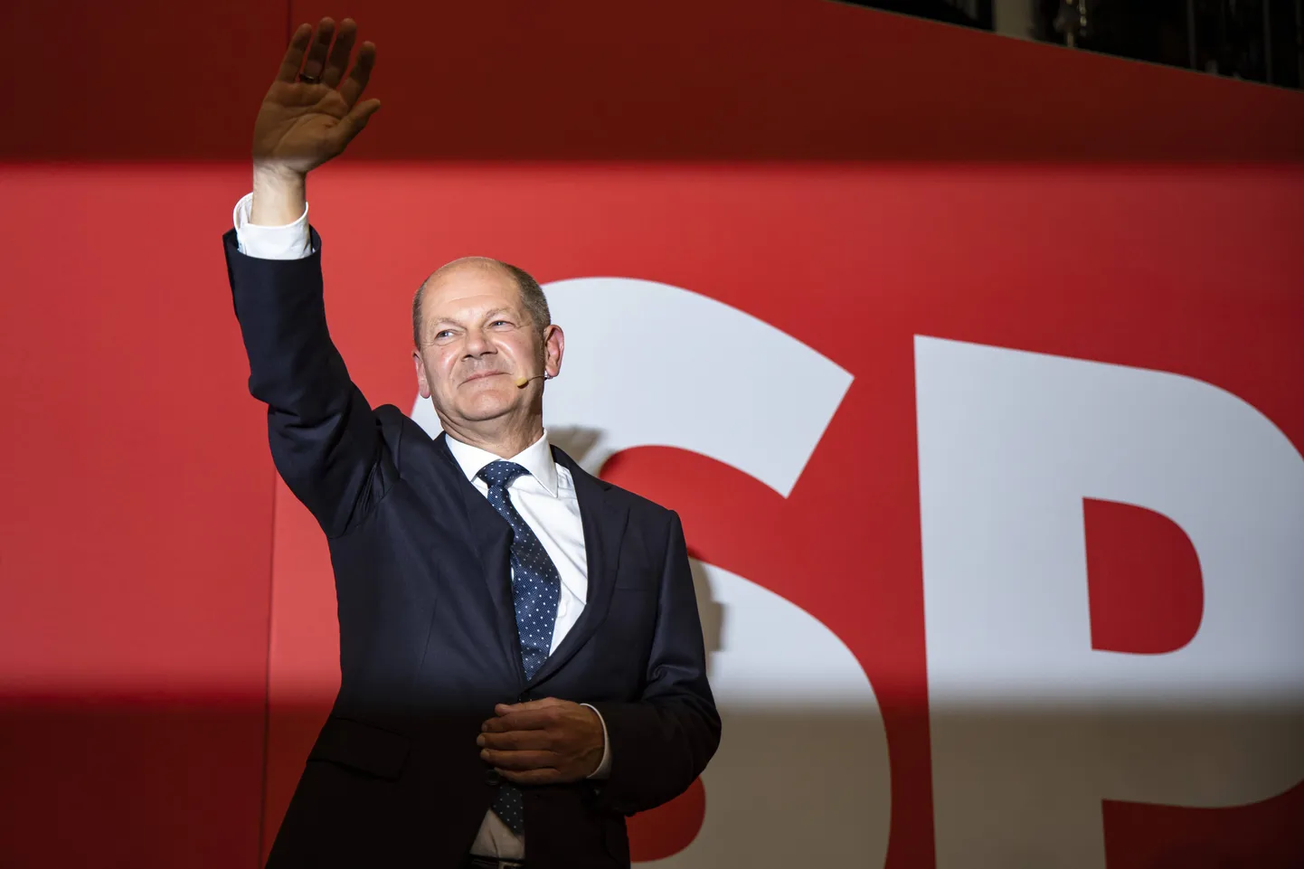 Olaf Scholz valimispeol Berliinis.