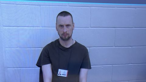 VIDEO KOHTUST ⟩ Väikeseid tüdrukuid jahtinud saripedofiil ihkab enne tähtaega vabadusse